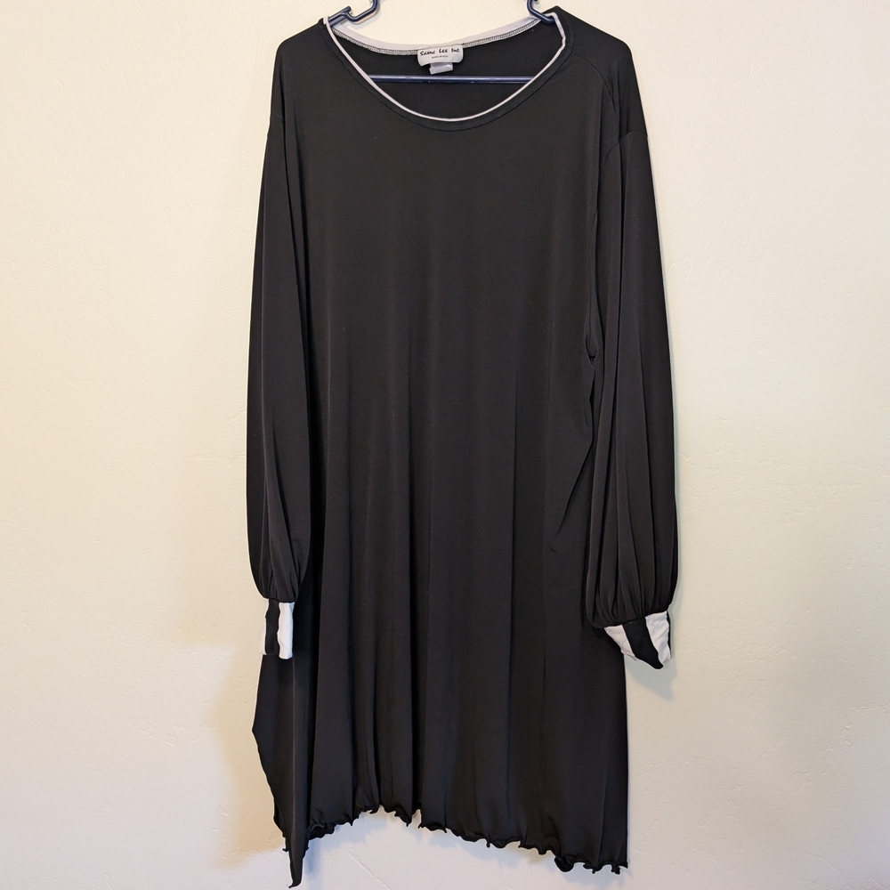 Vintage 2X Black Tunic Dress Lettuce Hem Artsy Goth Halloween Dark Cottagecore